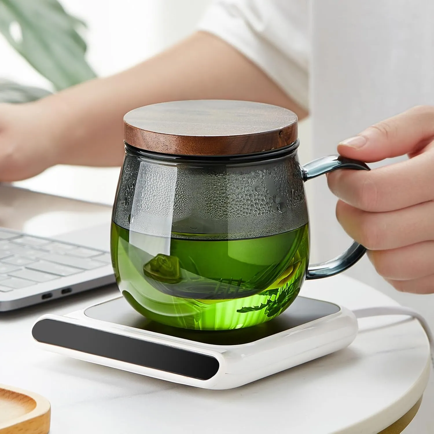 17 OZ Glass Tea Cup with Infuser and Lid, 500 ML Large Borosilicate Teacup, Clear Mug for Loose Leaf Tea, Blooming Tea, Tea Bags - Perfect Christmas or Birthday Gift for Women