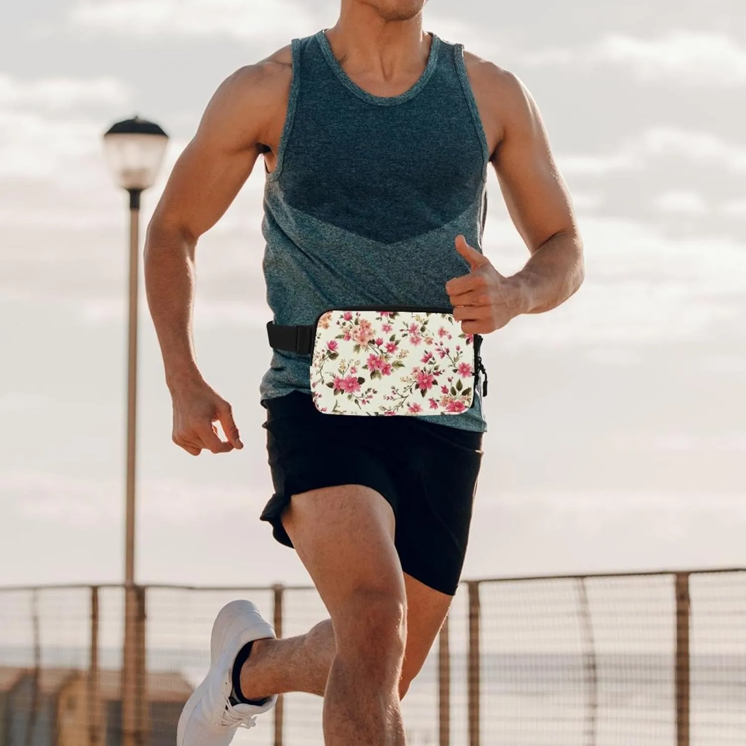 Aesthetic Butterfly Belt Bag for Men and Women Fanny Pack,Belt Bag with Adjustable Strap,Fashion Crossbody Everywhere Belt Bag for Travel Outdoors Running Hiking, 1.5x9.0x5.9in/4x23x15cm