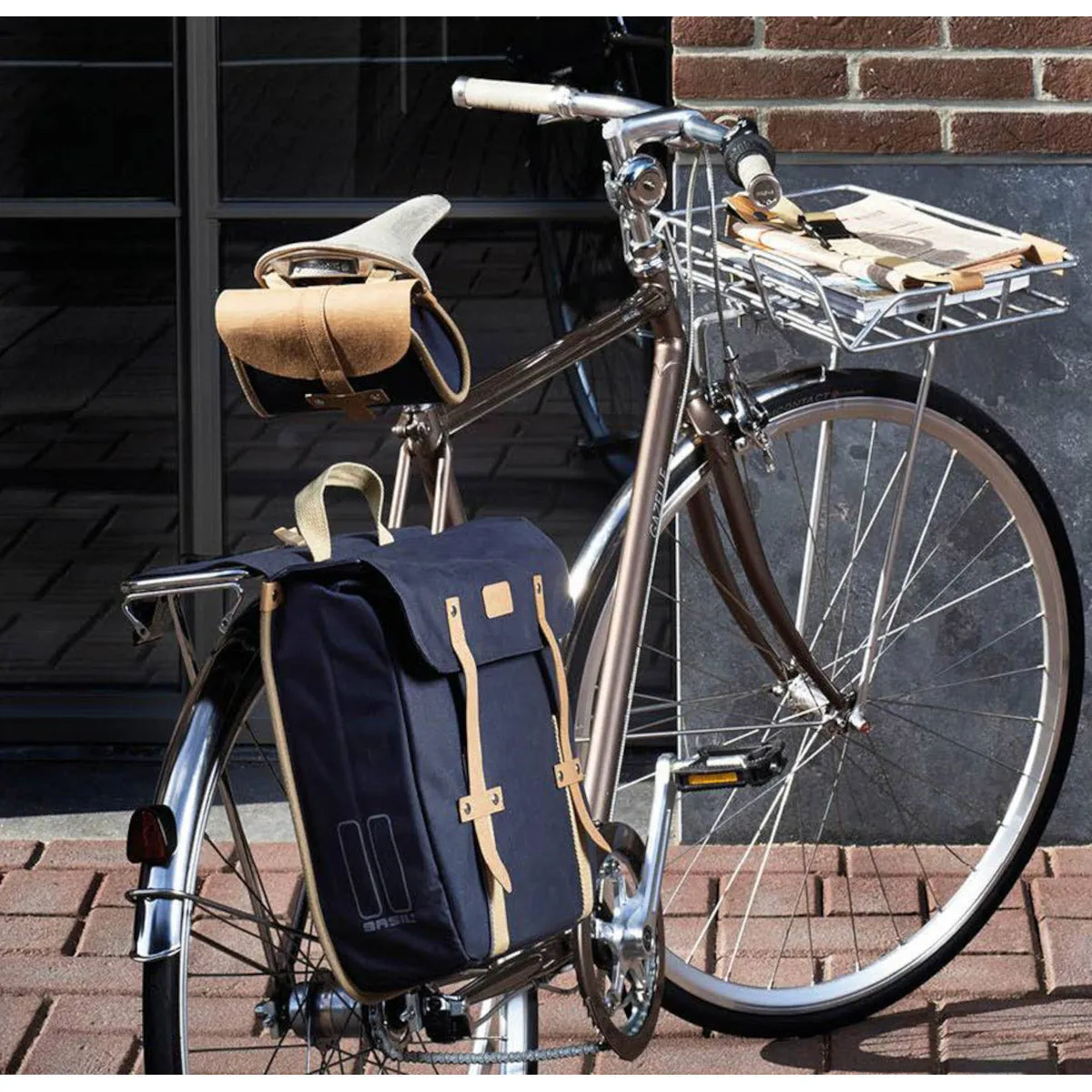Basil Portland Front Carrier