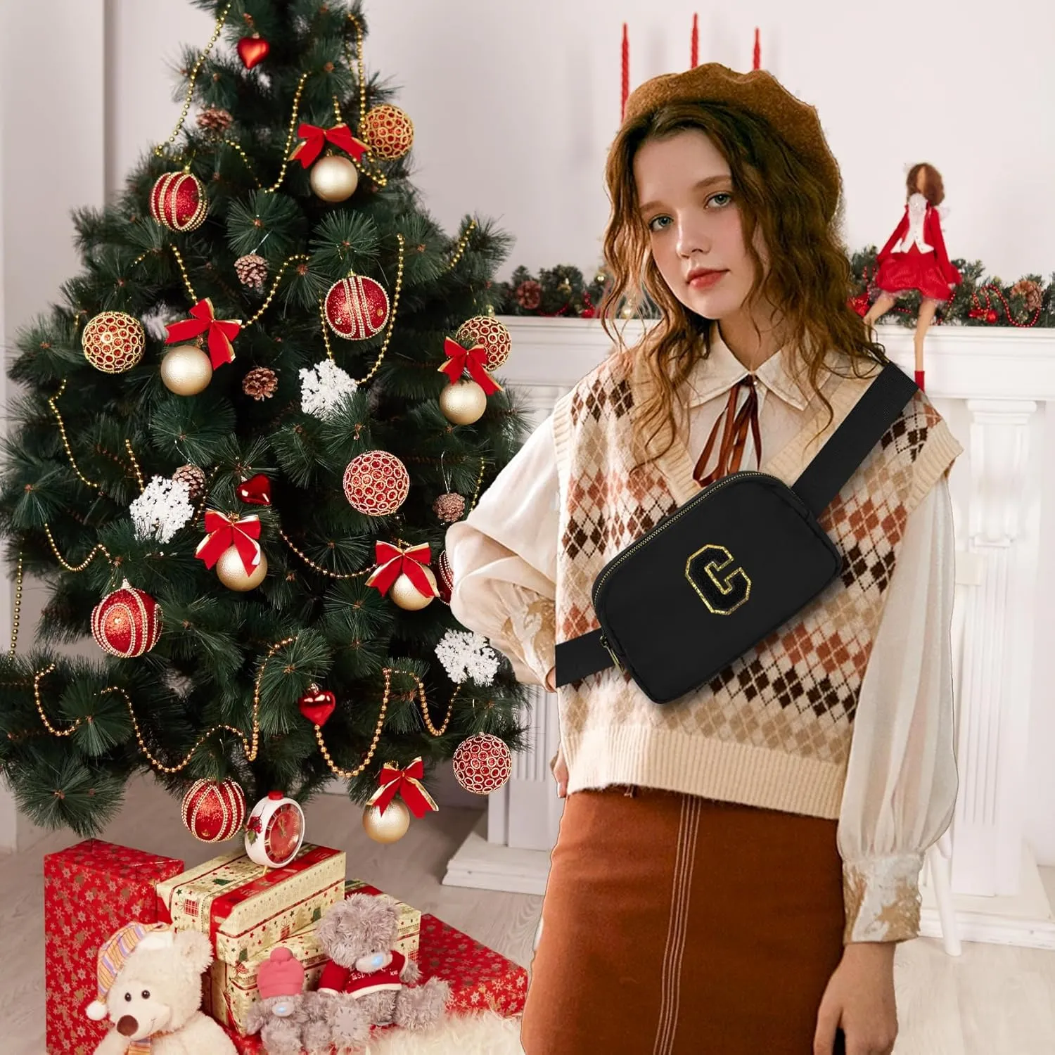 Birthday Gifts Christmas Personalized Gift for 4 5 6 7 8 9 10 11 12 13 14 Year old Girls Teen Sister Kid Initial Letter Fanny Pack Trendy Stuff Crossbody Bag Black Letter C