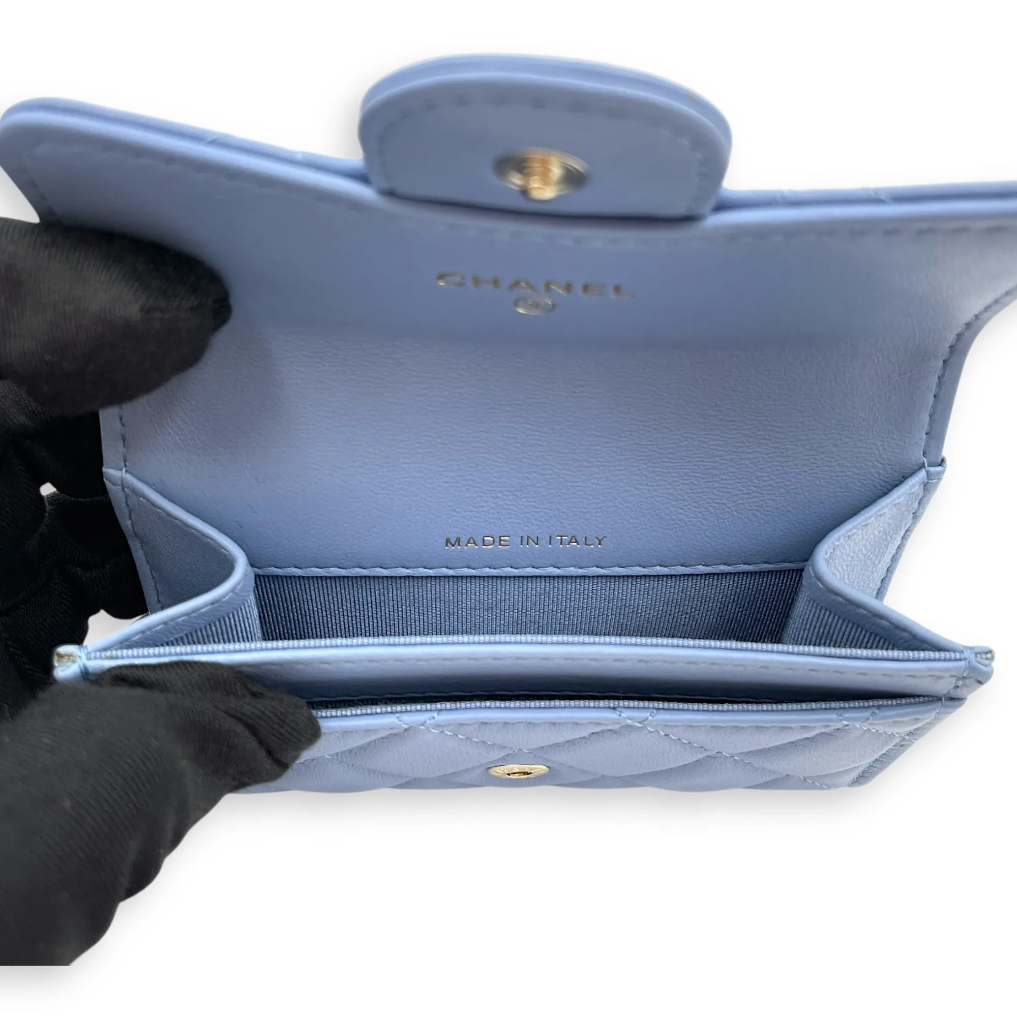 CC Blue Card Holder in Lambskin, Gold hardware