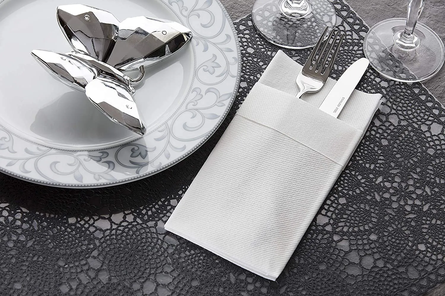 Disposable Cloth Like Napkins, Built-in Flatware Pocket, Wedding Party Linen Feel White Napkin, Prefolded for Silverware,50 Count