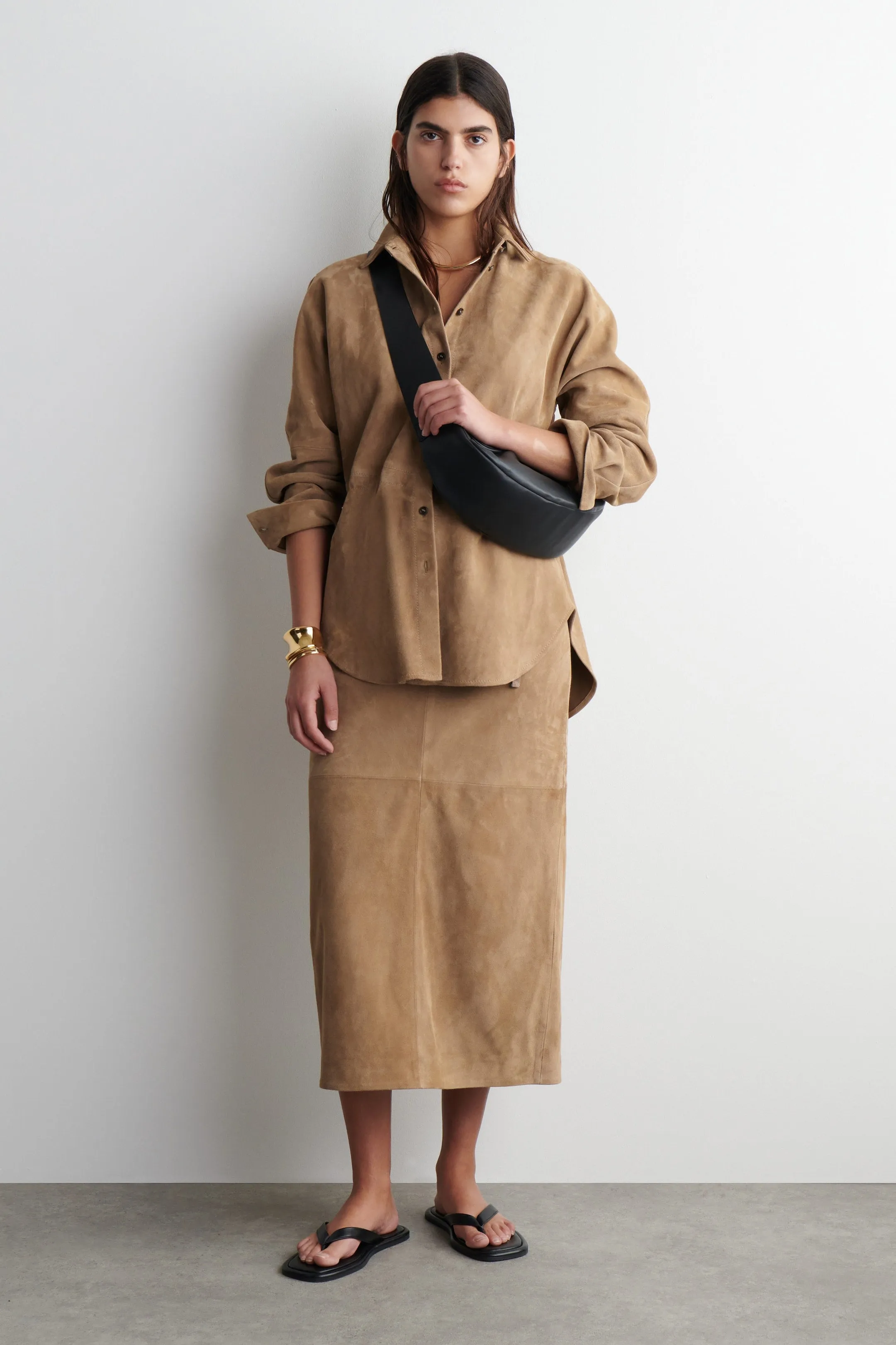 Leather swing crossbody bag