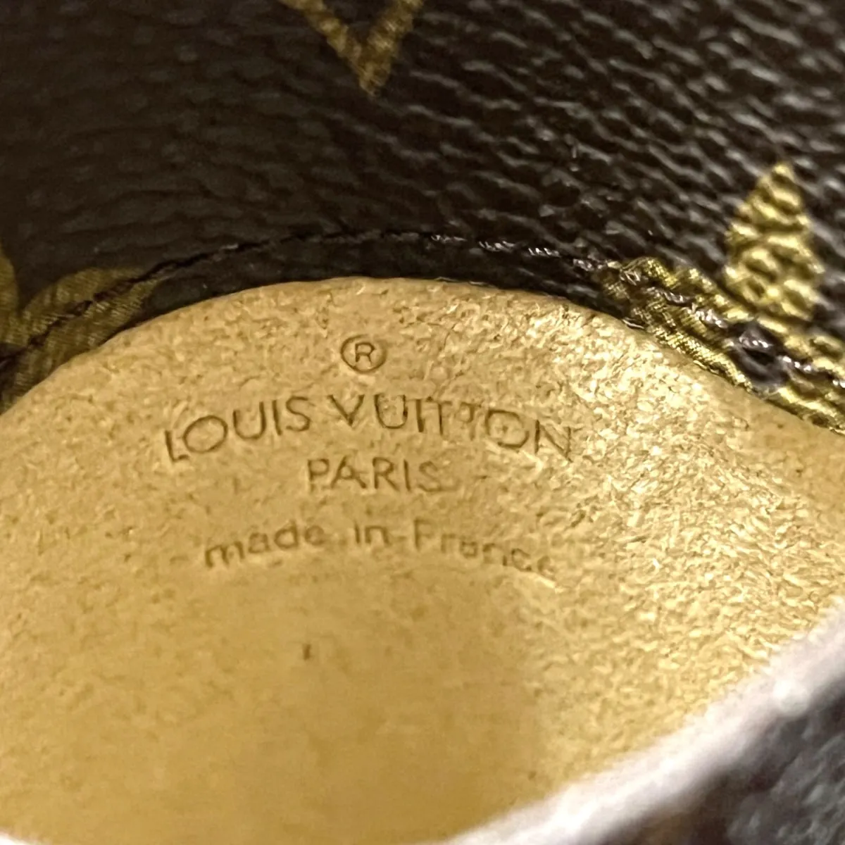Louis Vuitton Etui À Lunettes  Canvas Wallet  ()