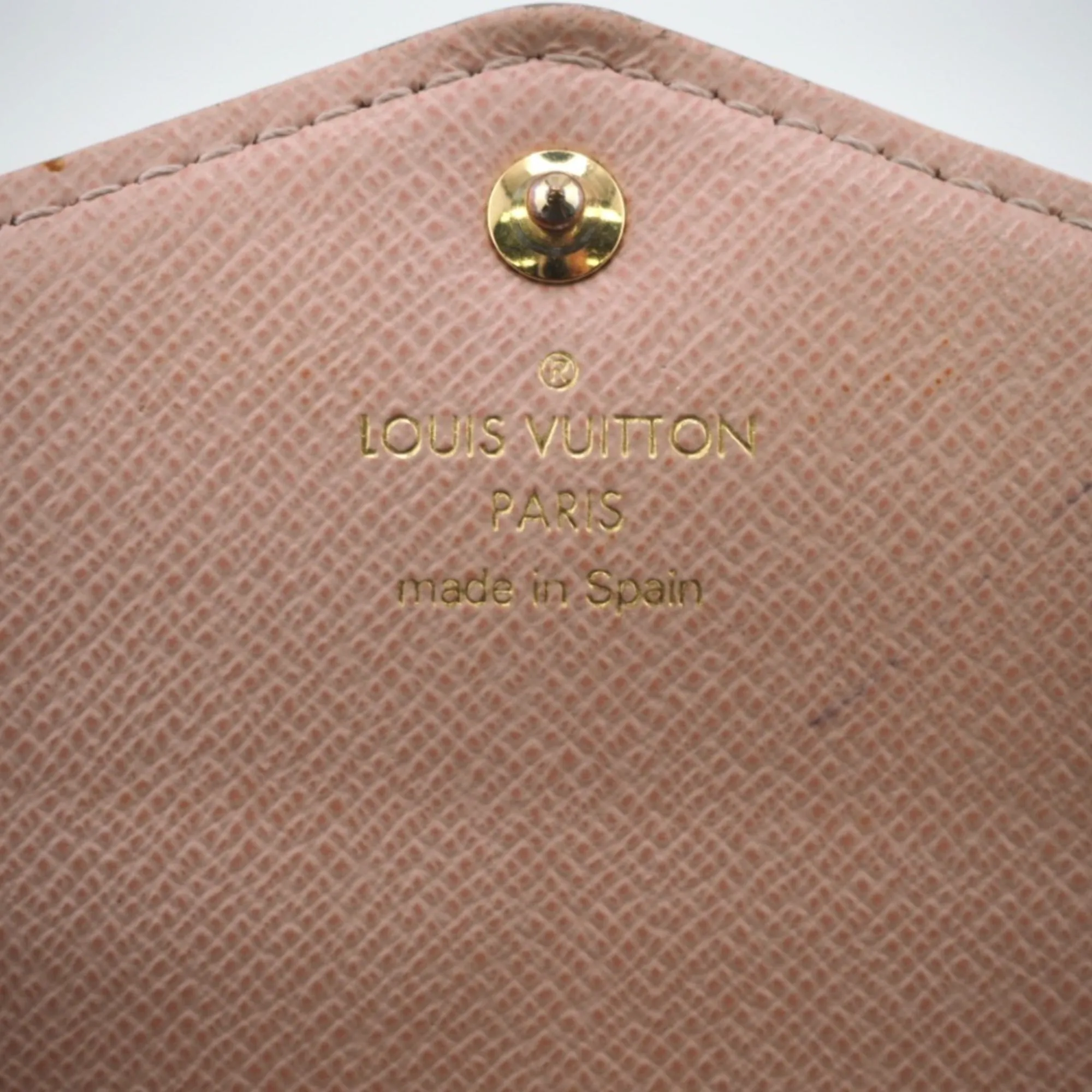Louis Vuitton  Leather Wallet  ()