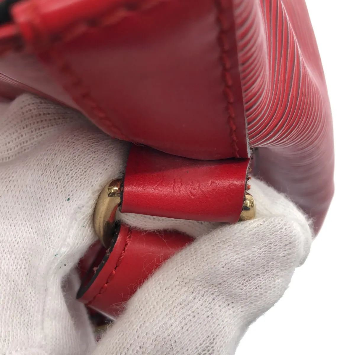 Louis Vuitton Petit Noé  Leather Shoulder Bag ()
