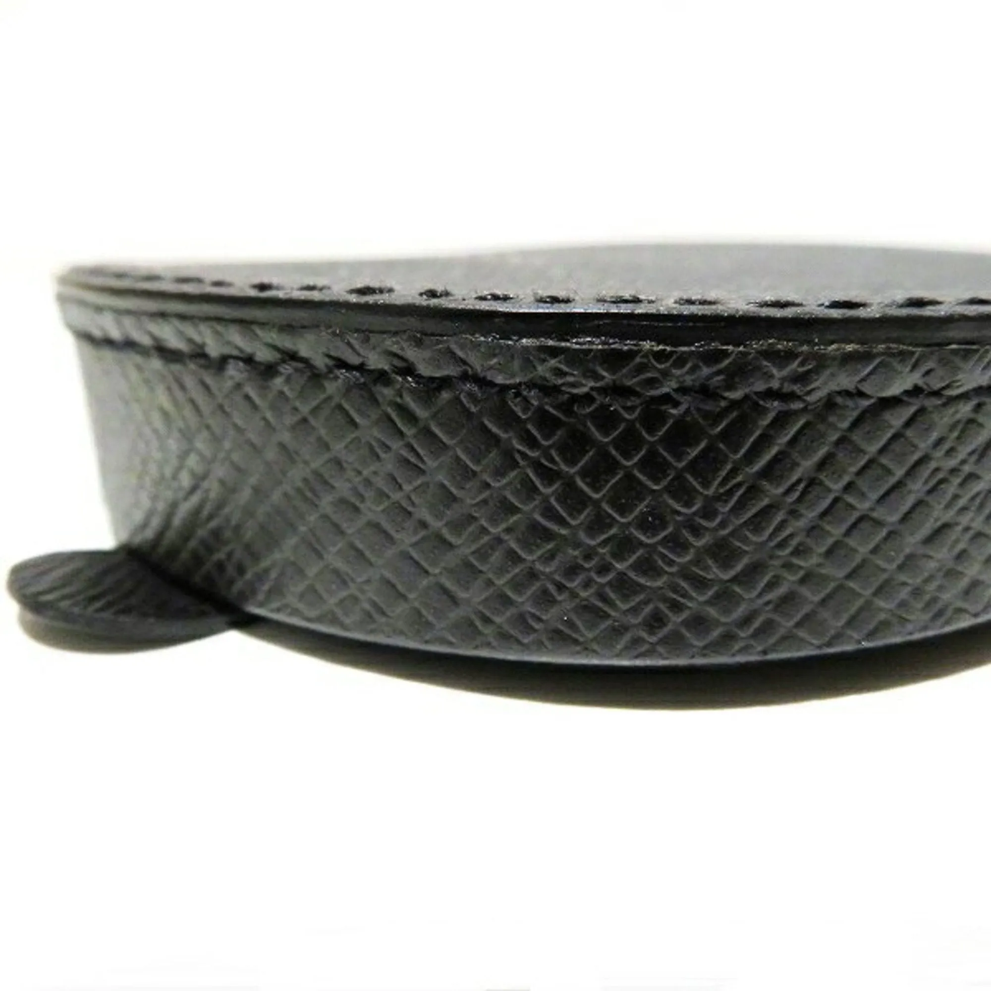 Louis Vuitton Porte Monnai Cuvette  Leather Wallet  ()