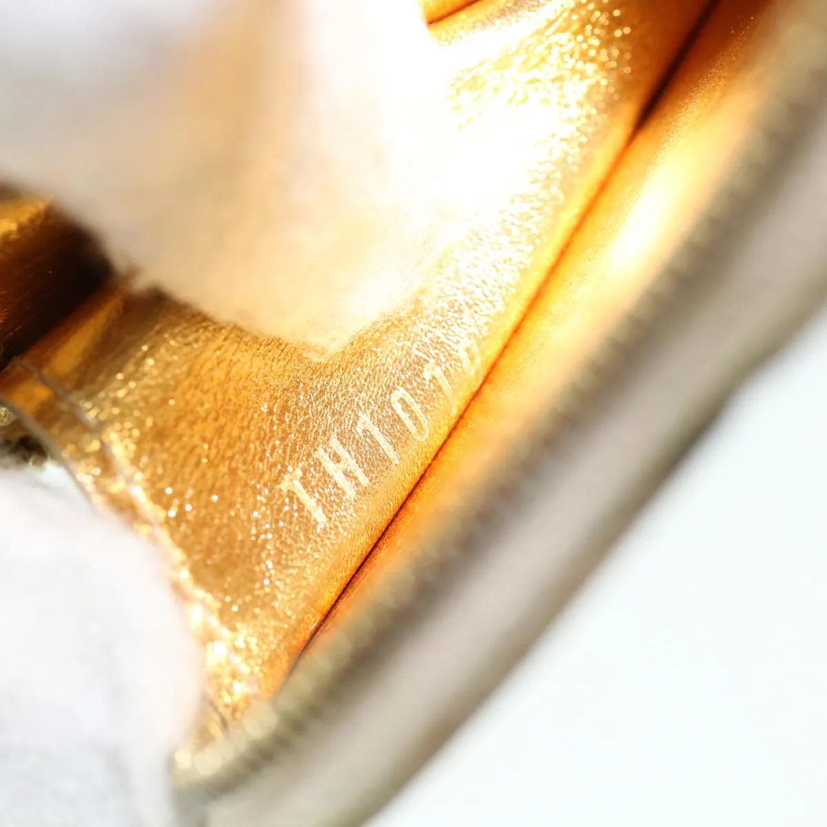 Louis Vuitton Porte Monnaie Coeur  Patent Leather Wallet  ()