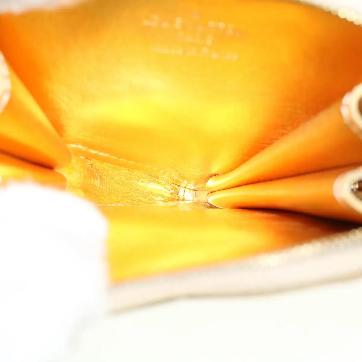 Louis Vuitton Porte Monnaie Coeur  Patent Leather Wallet  ()