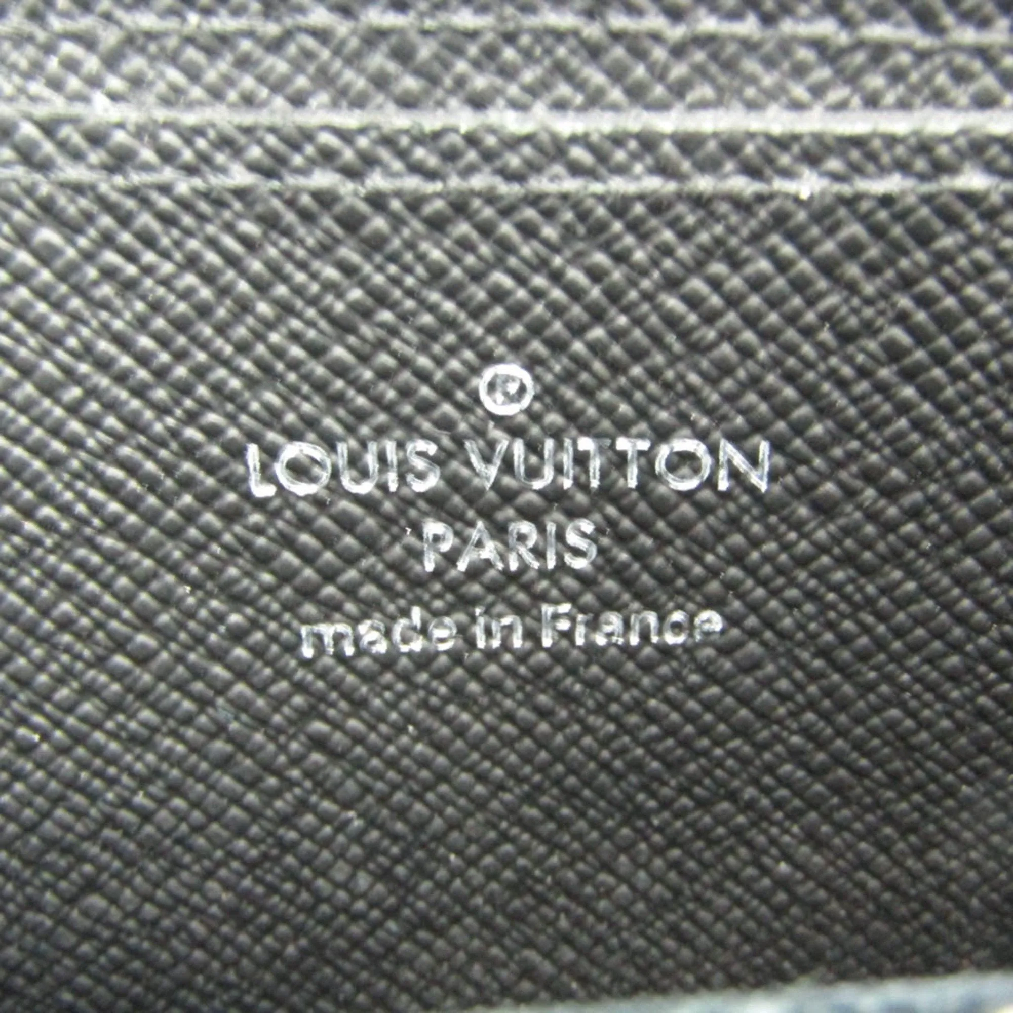 Louis Vuitton Taiga Zipped Coin Purse - Slate