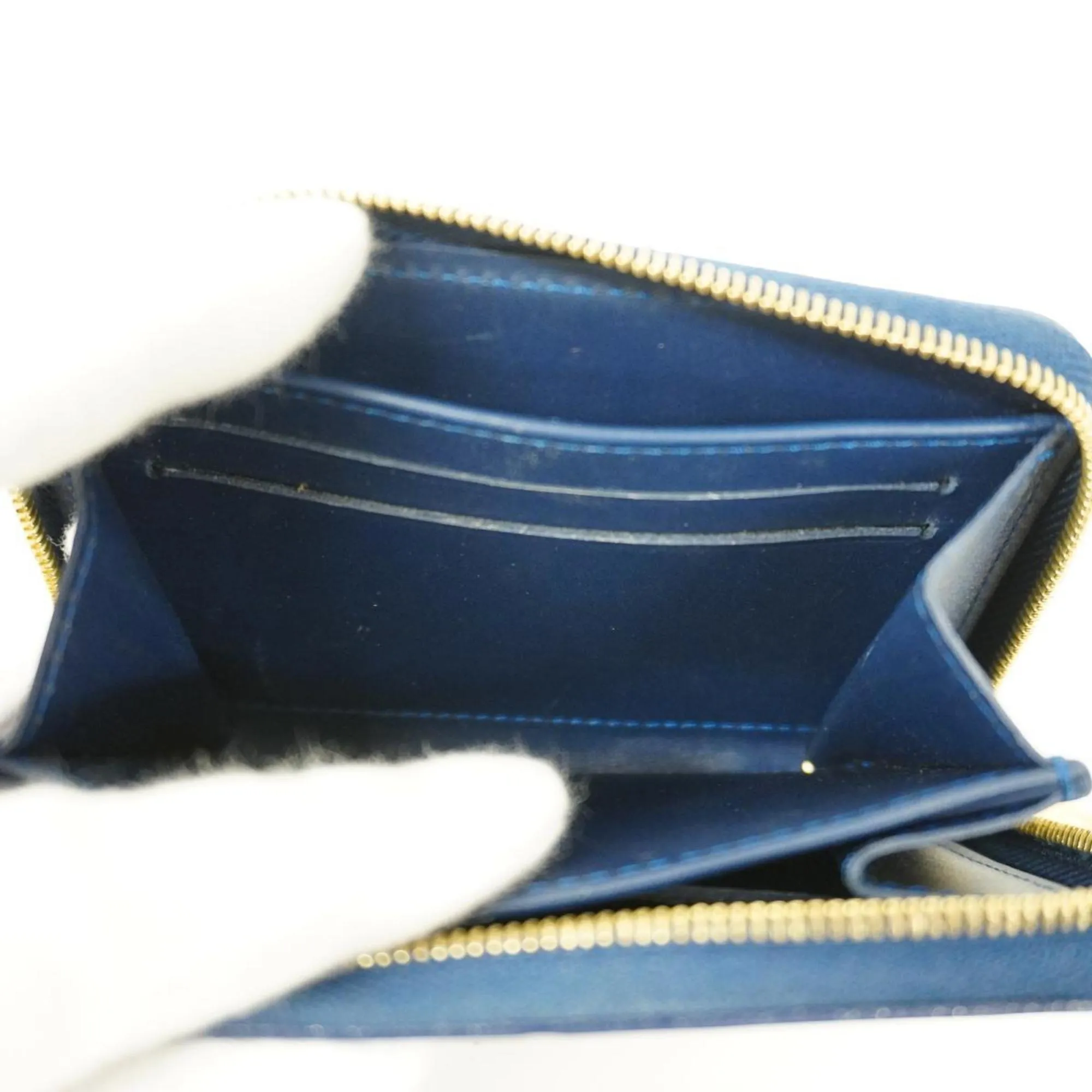 Louis Vuitton Zippy  Patent Leather Wallet  ()