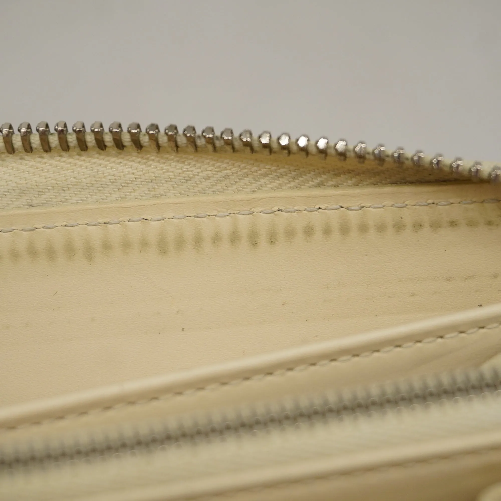 LOUIS VUITTONAuth  Damier Facet Zippy Wallet Creme M94400 Women's Long Wallet