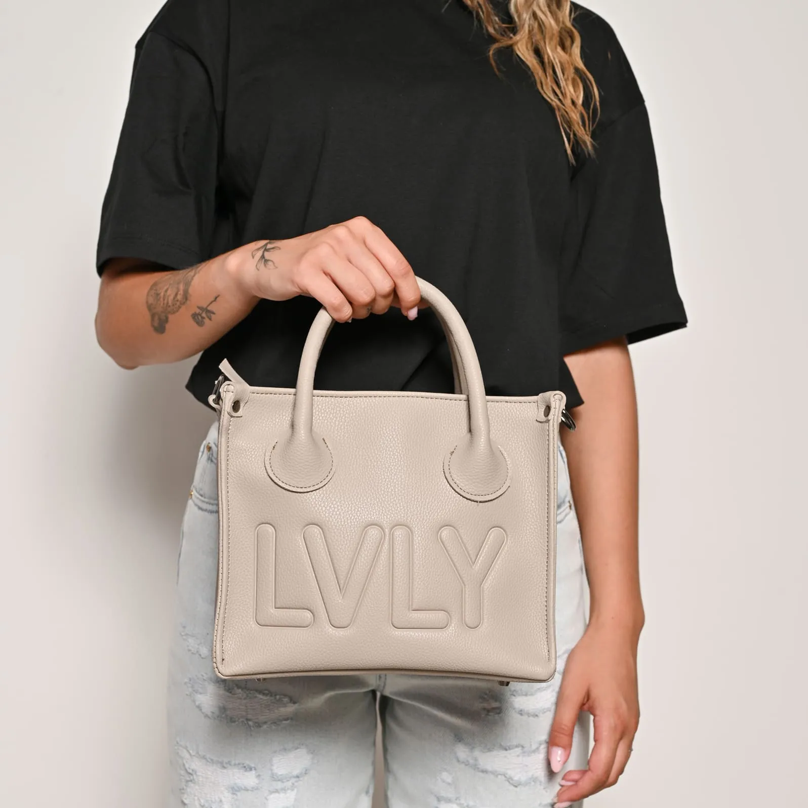Lovely - TIFFANY SMALL Adora