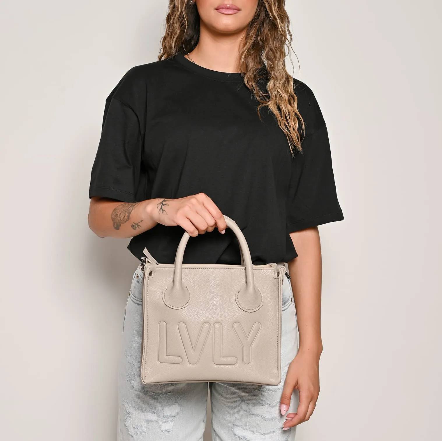 Lovely - TIFFANY SMALL Adora
