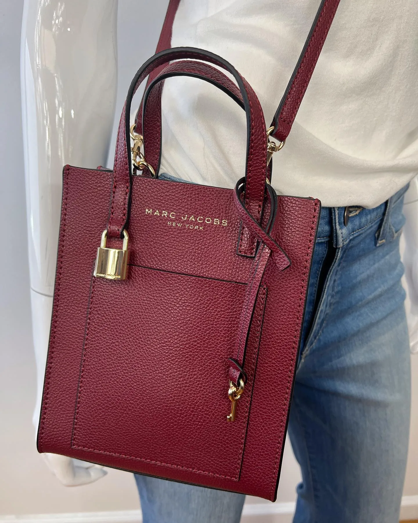 MARC JACOBS MINI GRIND PEBBLED LEATHER CROSSBODY TOTE