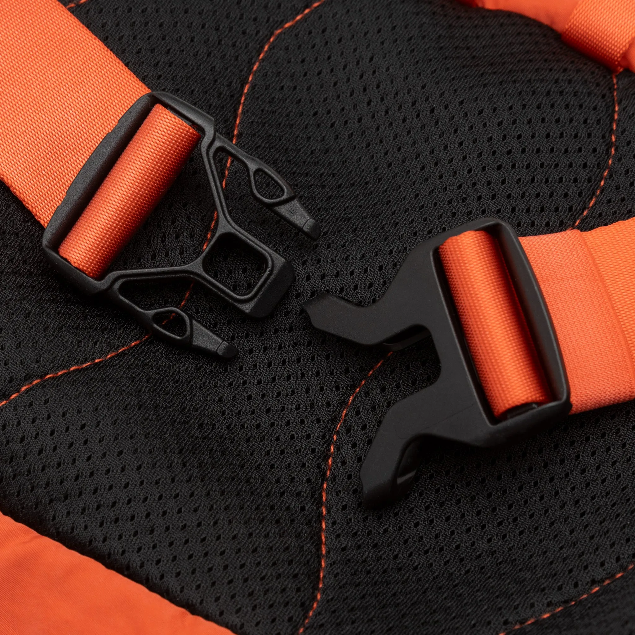 NYLON B CROSSBODY PACK