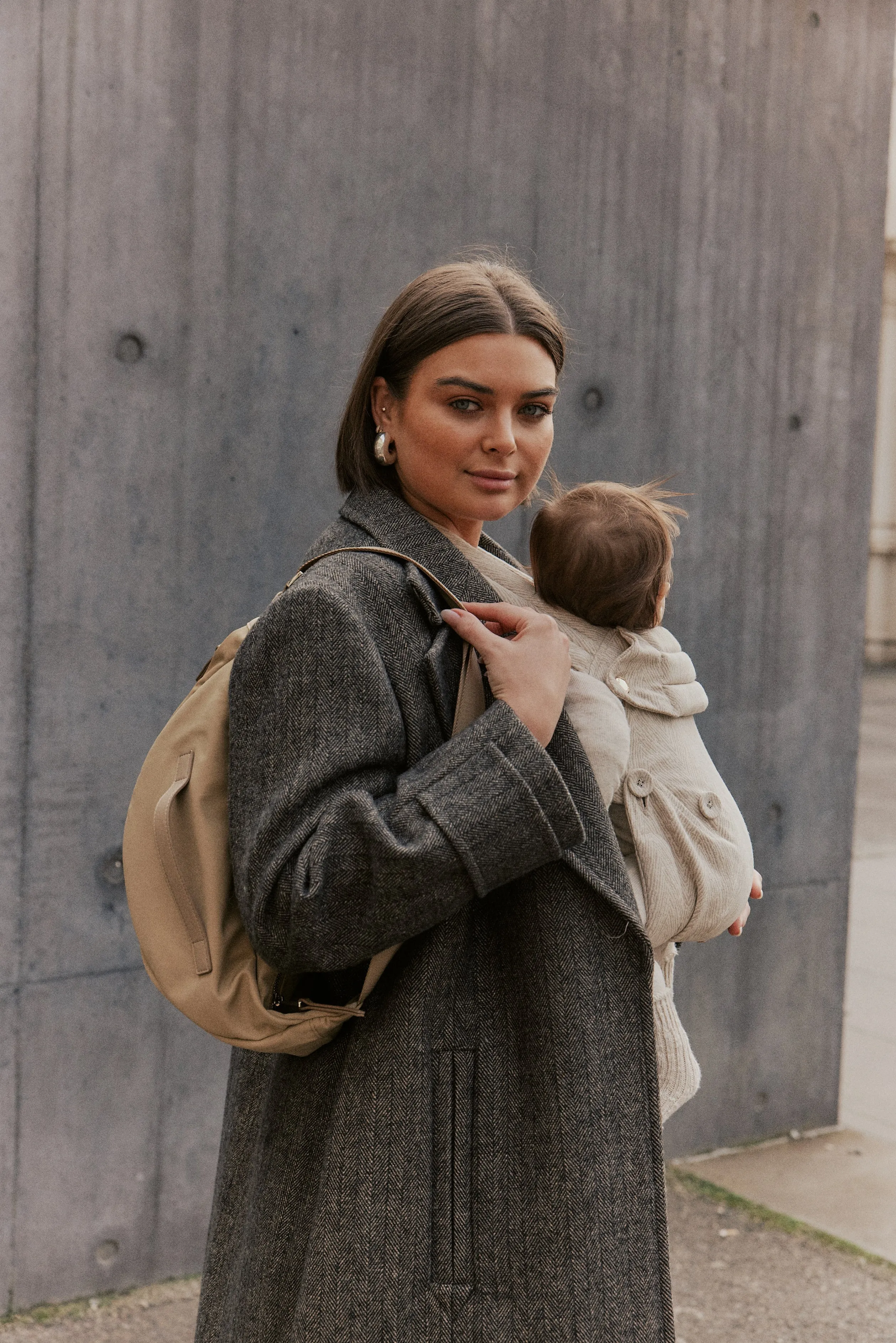 On-The-Go Nylon Bag - Taupe