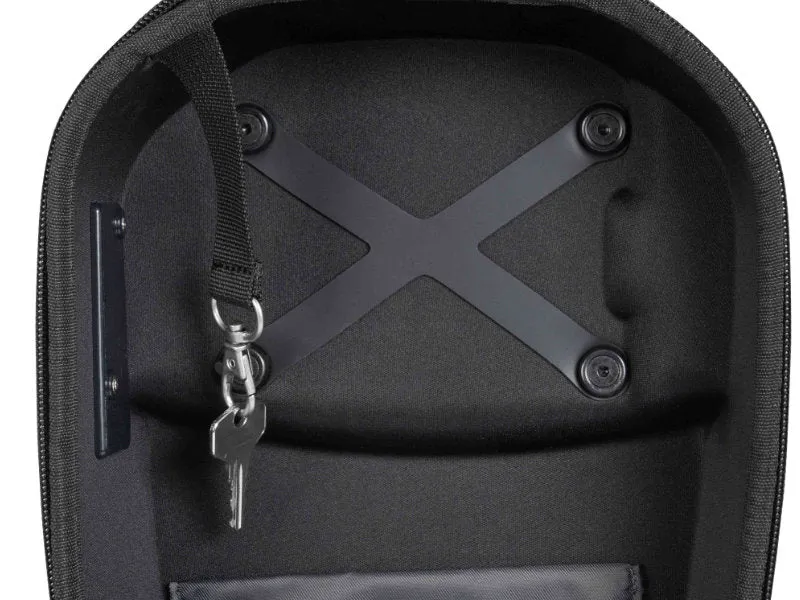 Shad E09CL  Click System Pro Lockable Tank Bag - 5L