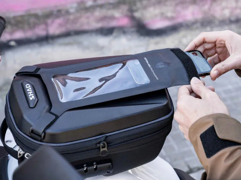 Shad E09CL  Click System Pro Lockable Tank Bag - 5L