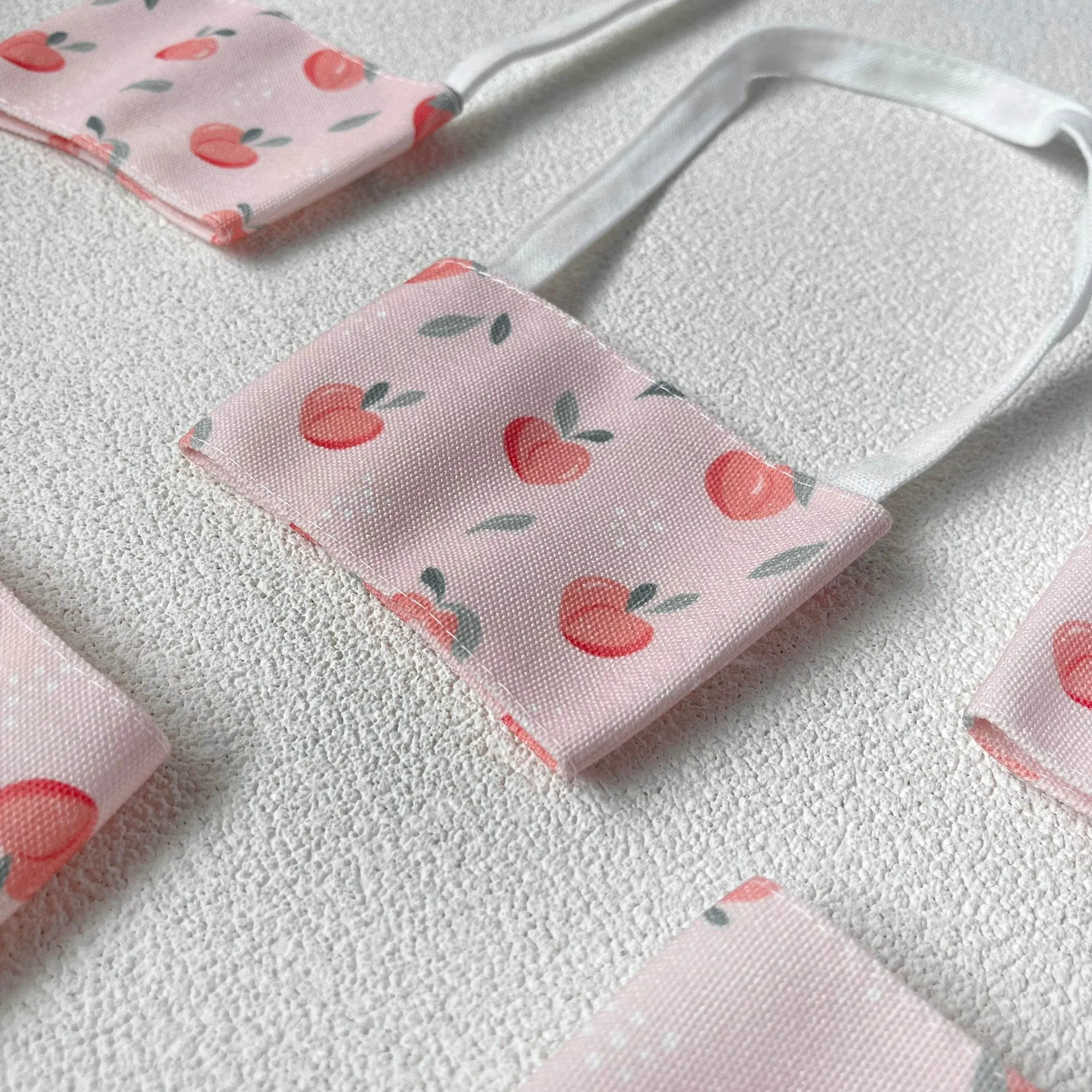 Sweet Peach Cup Carrier