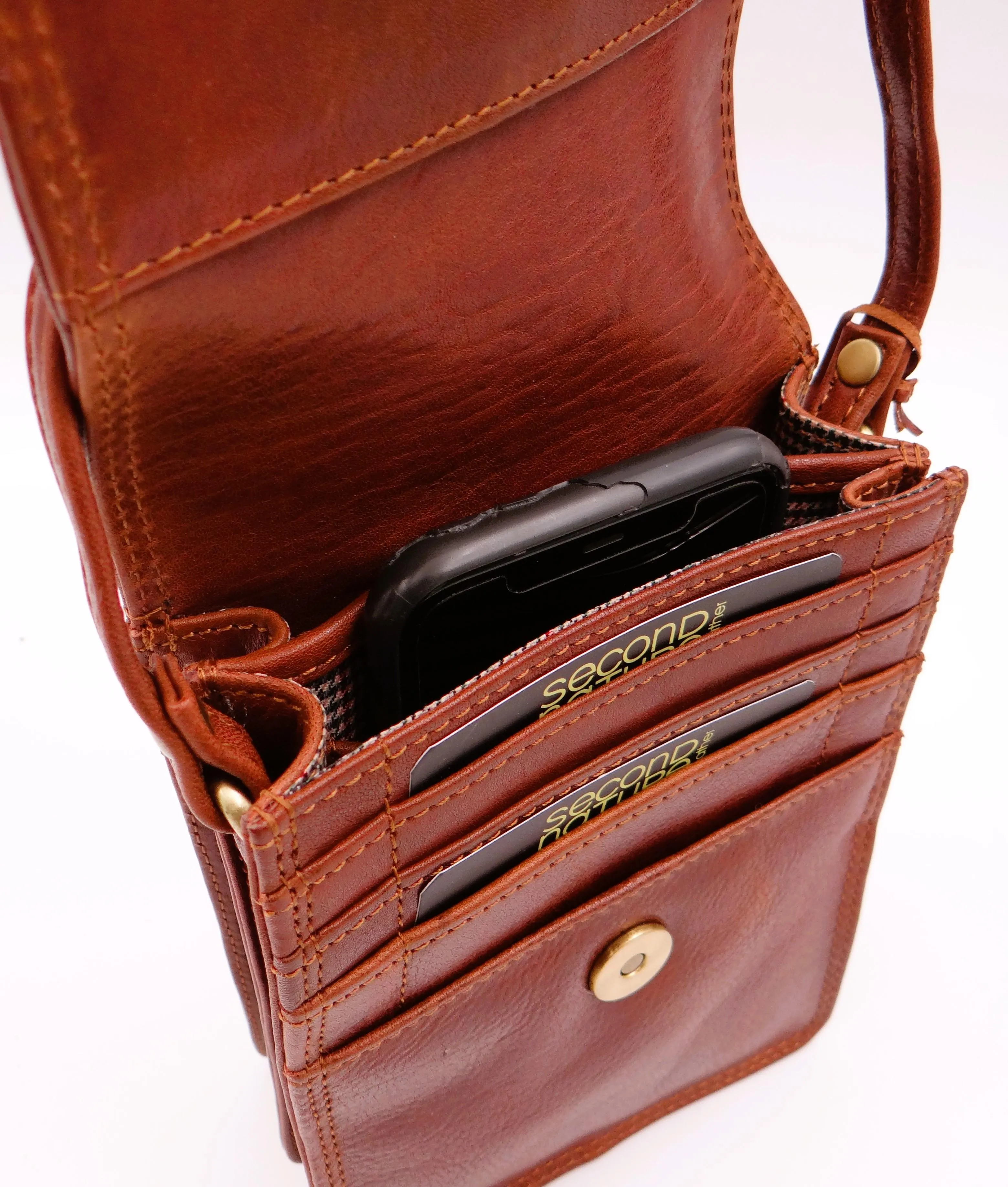 Traveller CrossBody