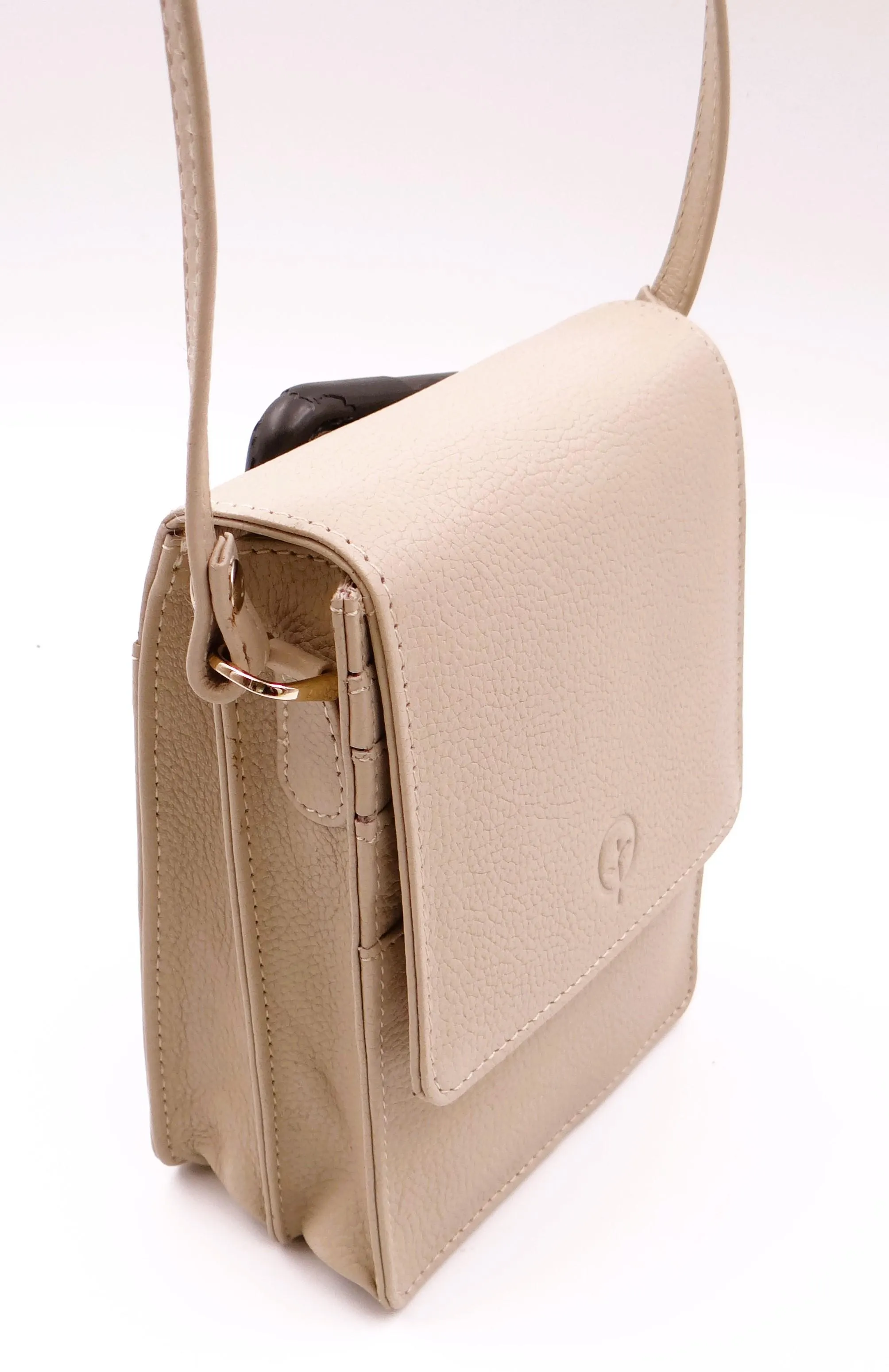 Traveller CrossBody