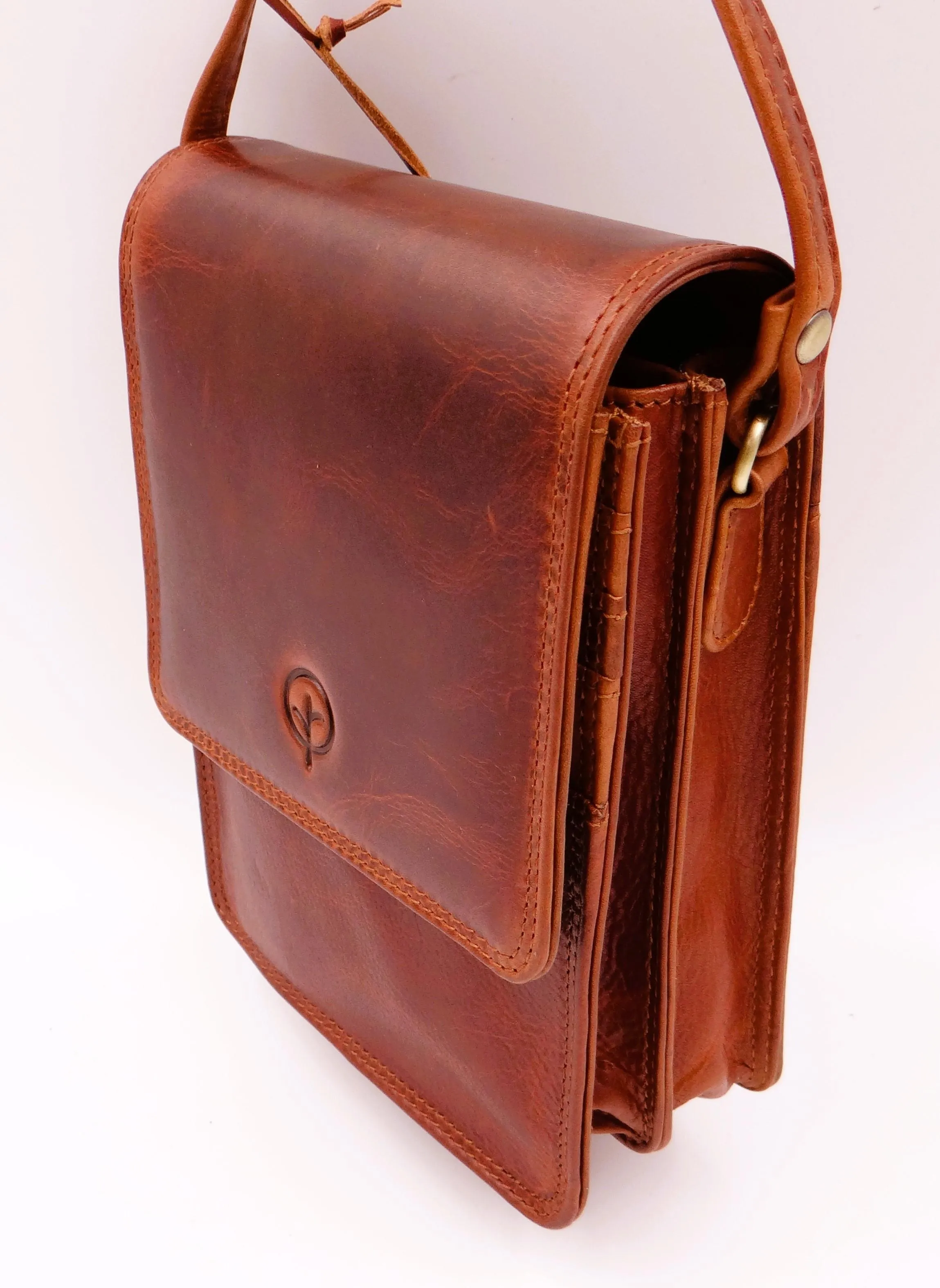Traveller CrossBody