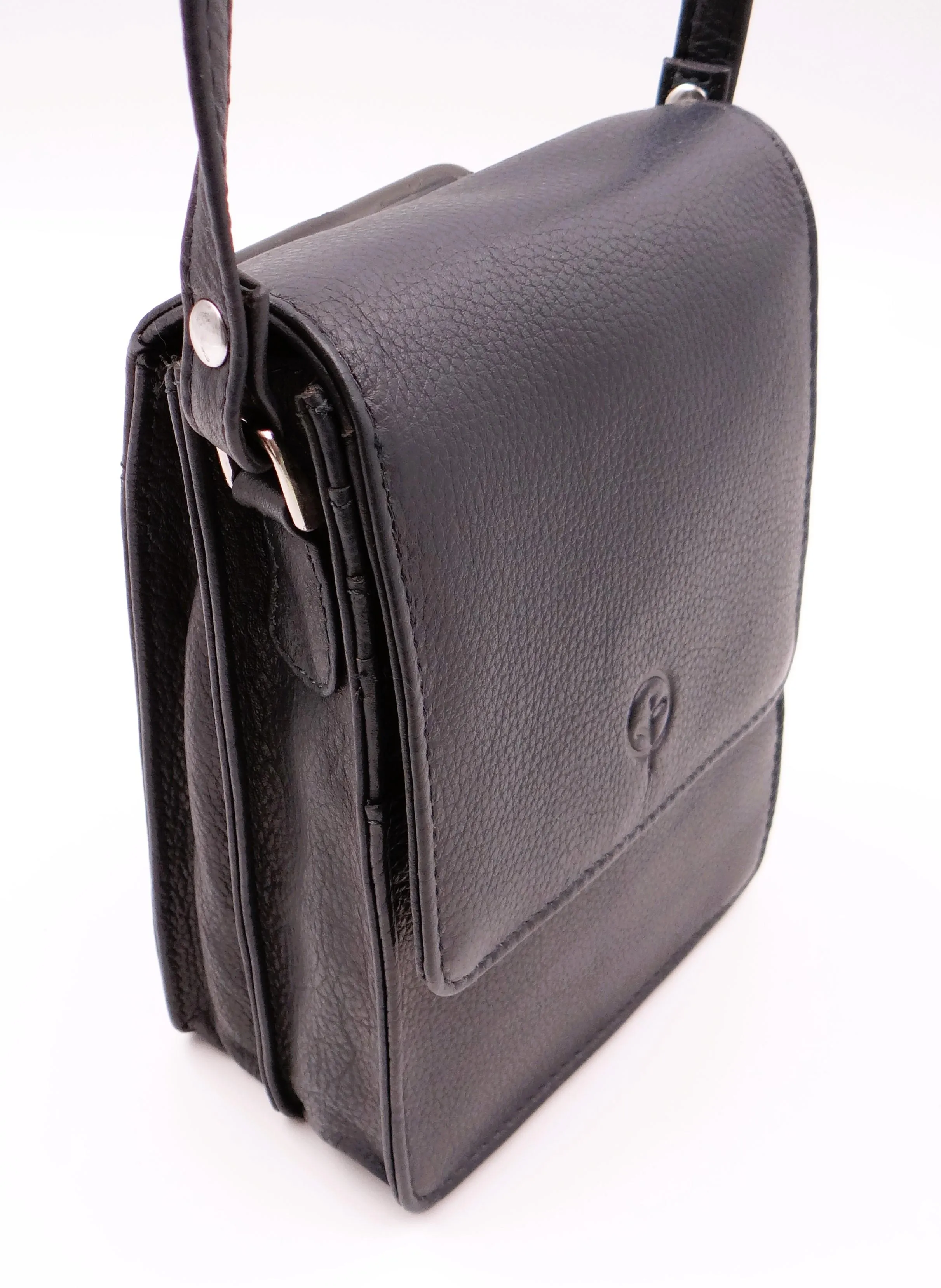 Traveller CrossBody