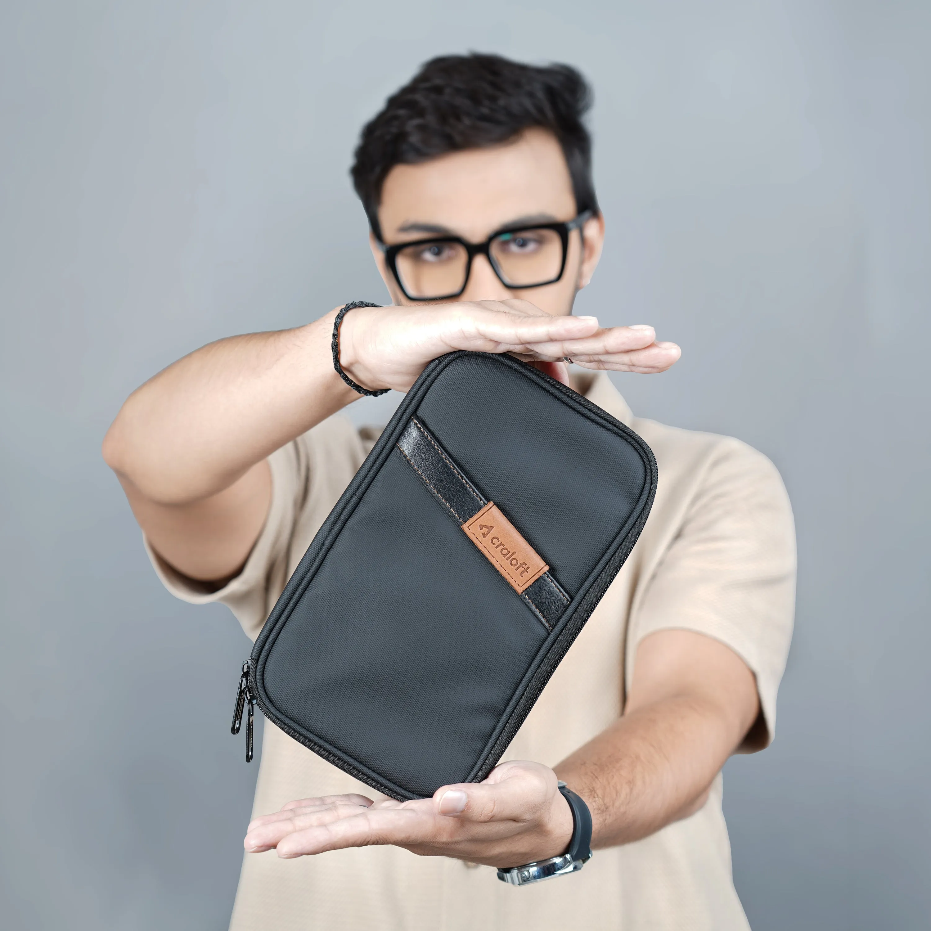 Ultimate Passport Holder & SummitSeeker Sling Bag S5 - Combo