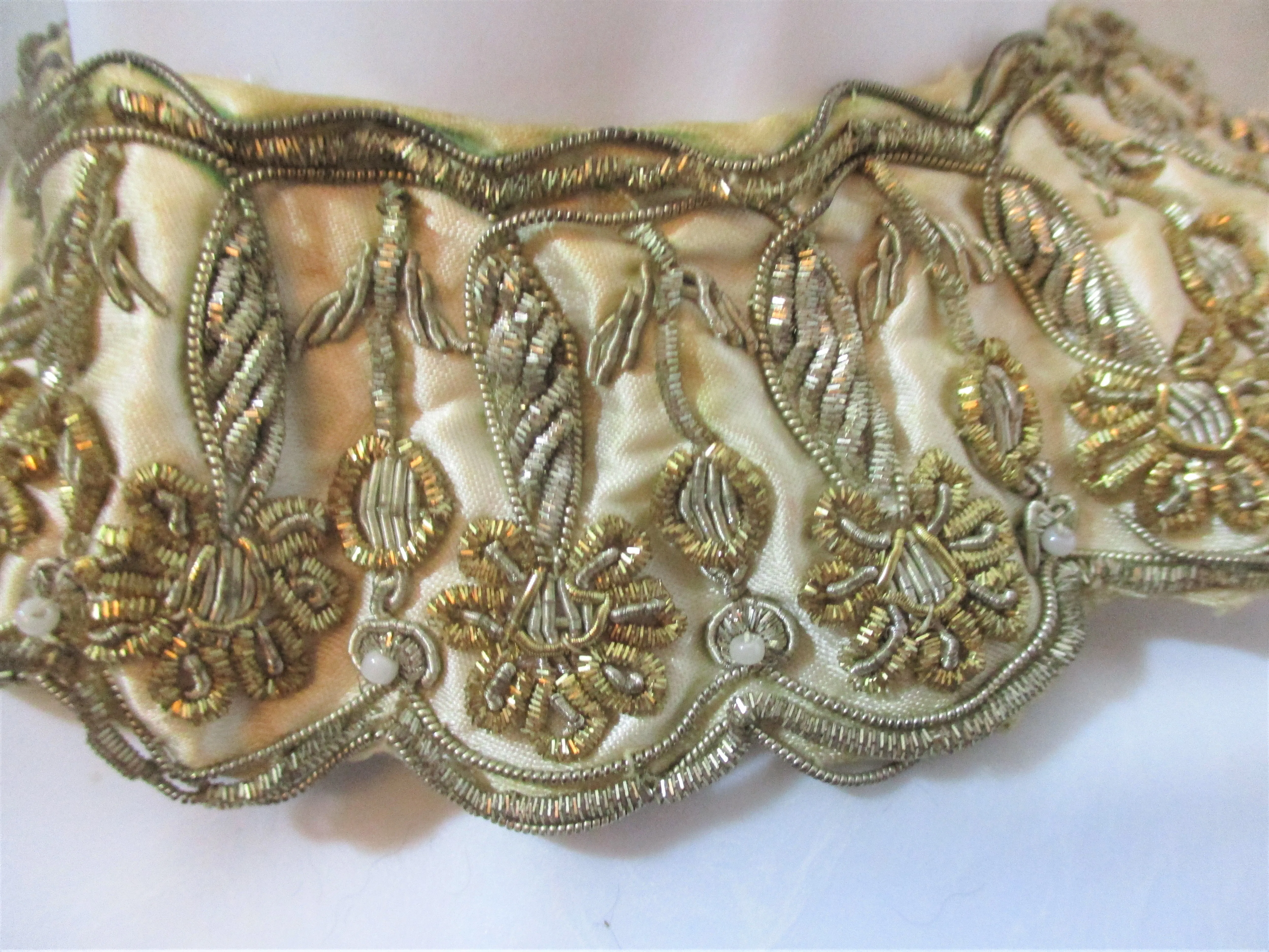 Vintage Retro NYC Beaded HANDMADE INDIA BEADED Necklace Collar Bib Hippie Indie Gypsy Festival
