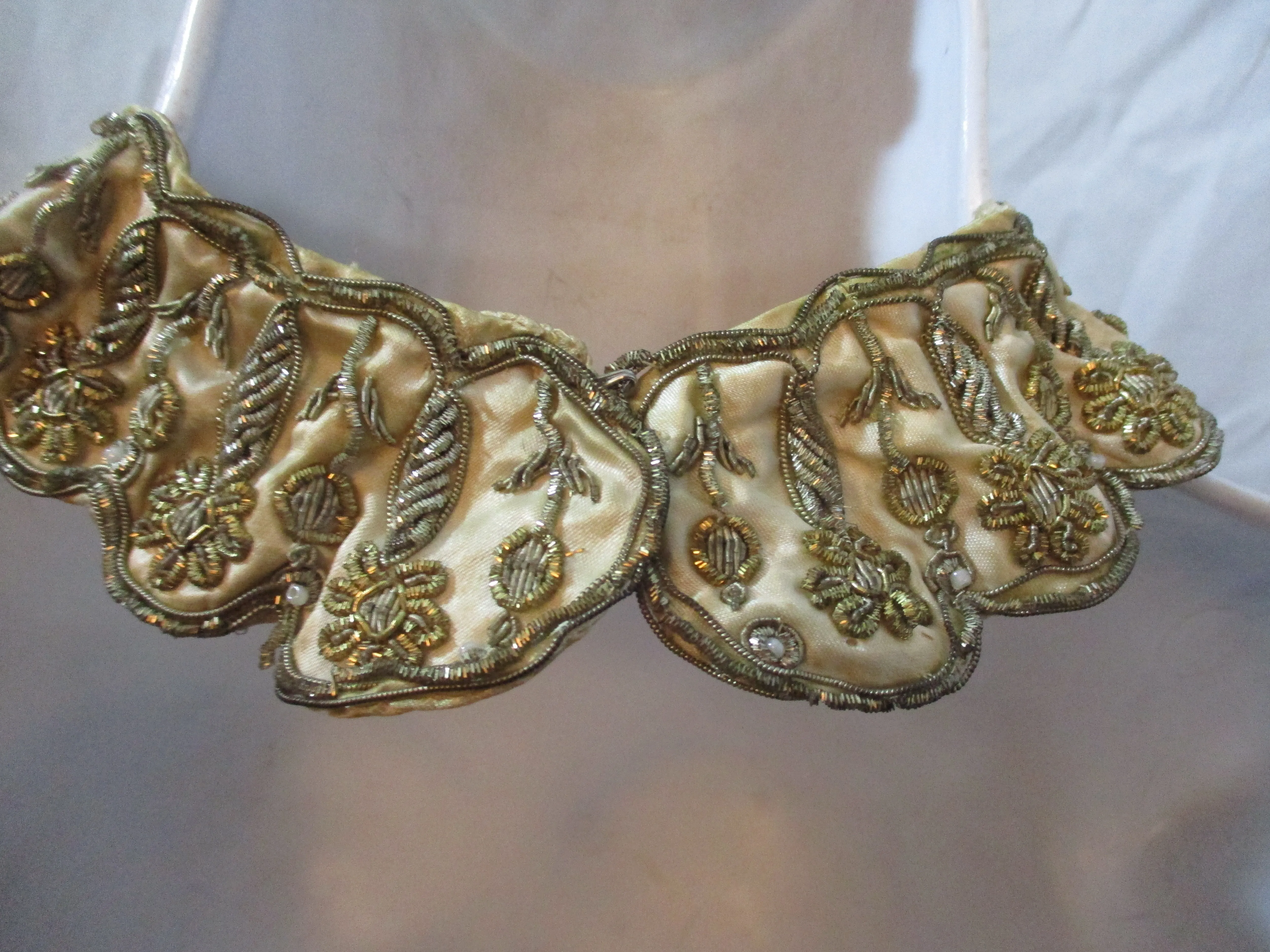 Vintage Retro NYC Beaded HANDMADE INDIA BEADED Necklace Collar Bib Hippie Indie Gypsy Festival