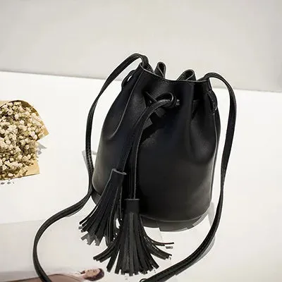 Vintage Small Women Tassel Bucket Bag For Luxury Handbags Women Shoulder Bags Designer Girls Drawstring Messenger Crossbody Bag
