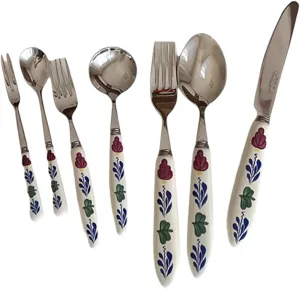 Vintage56-Piece Silverware,Service for 8，Stainless Steel Flatware Set，Thick Round Handle With Floral Pattern,Ceramic Western-Style Knife, Fork and Spoon, Mirror Finish, Gift Box，Machine Washable