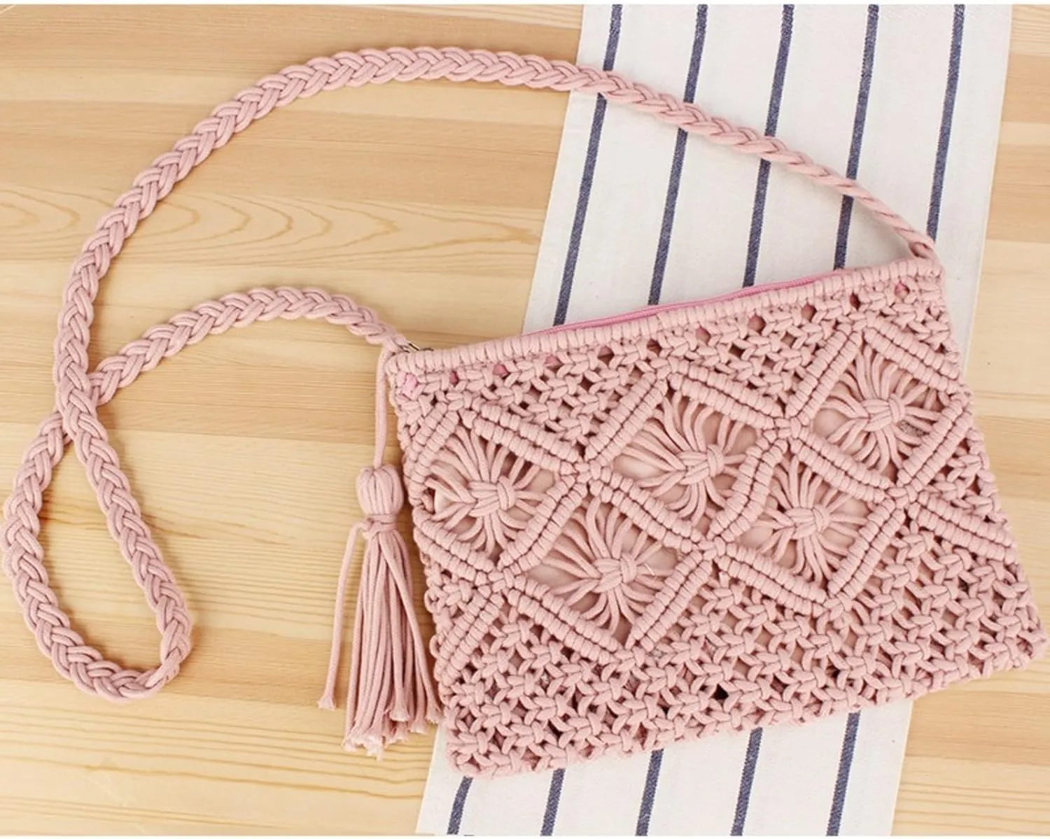 Women Boho Crocheted Purses Summer Beach Crossbody Shoulder Bags Vintage Tote Bag Bohemian Handbags with Tassel