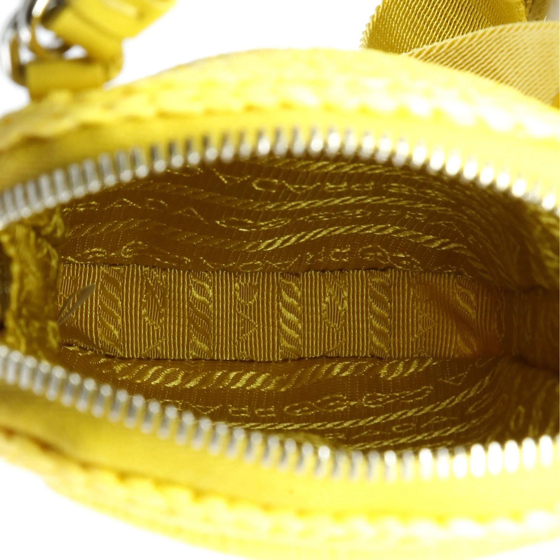 Zip Phone Holder Crossbody Bag Raffia
